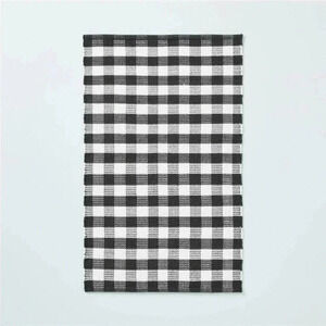 NWT Textured Gingham Indoor/ Outdoor Woven Accent Rug Dark - Hearth & Ha…